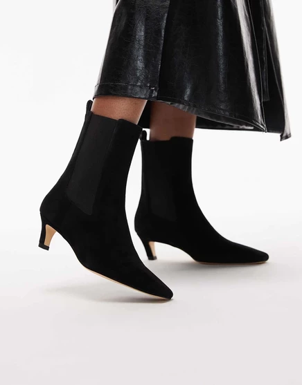Ботильоны Tony Bianco Eloise на изогнутом каблуке из черной замши black suede