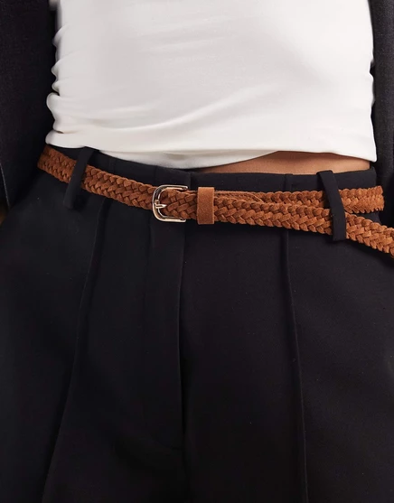 Плетеный замшевый ремень Vero Moda с золотой пряжкой коньячного цвета cognac/gold