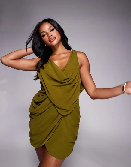 Мини-платье ASOS DESIGN extreme с драпировкой и открытой спиной оливково-зеленого цвета olive green