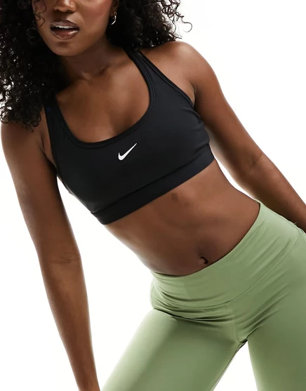 Спортивный бюстгальтер Nike Training Swoosh light support черного цвета black