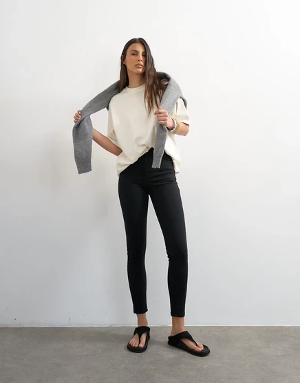 Узкие джинсы Topshop Jamie с высокой посадкой черного цвета black
