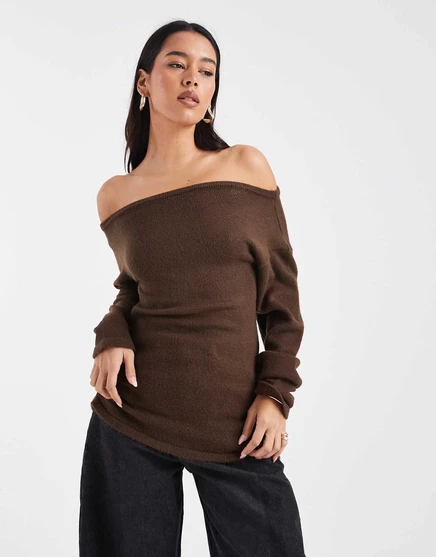 Дизайнерский вязаный свитер ASOS с рюшами на одном плече шоколадно-коричневого цвета brown