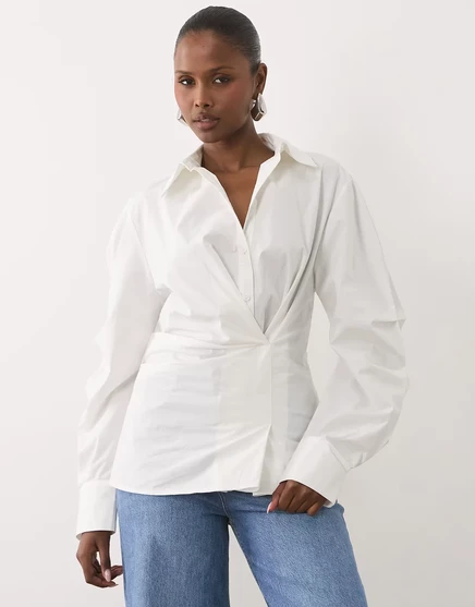 Женская рубашка ASOS Design с запахом и кокон-рукавами, белая