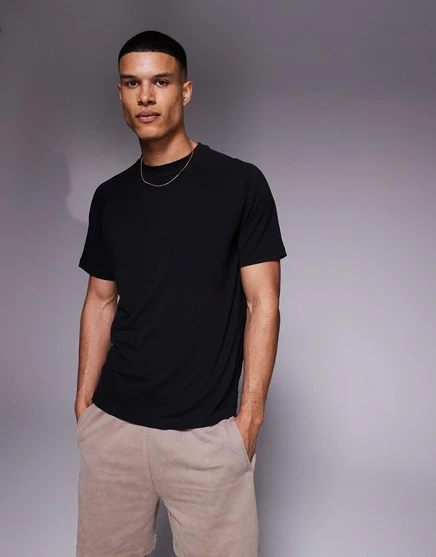 Спортивная футболка ASOS 4505 Icon свободного кроя, черная