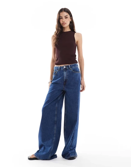 Высокие джинсы ASOS DESIGN с высокой талией и широкими штанинами темносинего цвета mid blue