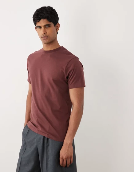 Мужская футболка ASOS Design Essentials regular fit, темно-коричневая