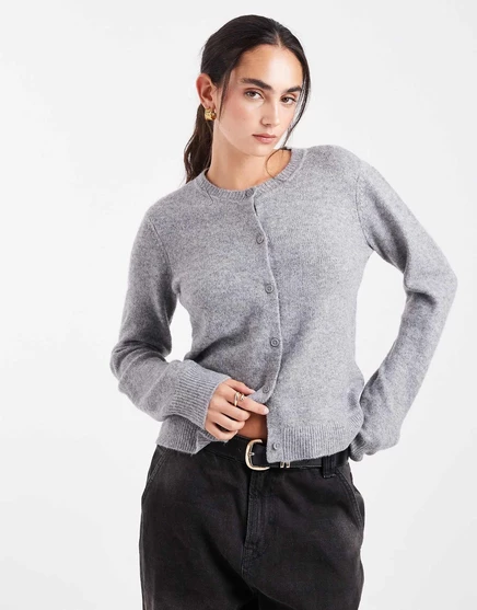 Вязаный кардиган из кусочков светло-серого вереска medium gray melange