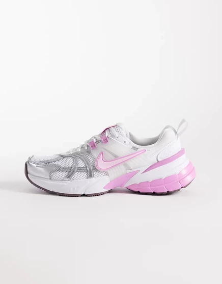 Женские кроссовки Nike V2K Run, светло-розовые