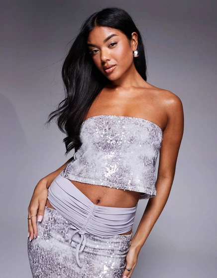 Топ-бандо с пайетками ASOS X из коллекции SOURCED COLLECTION серого цвета gray