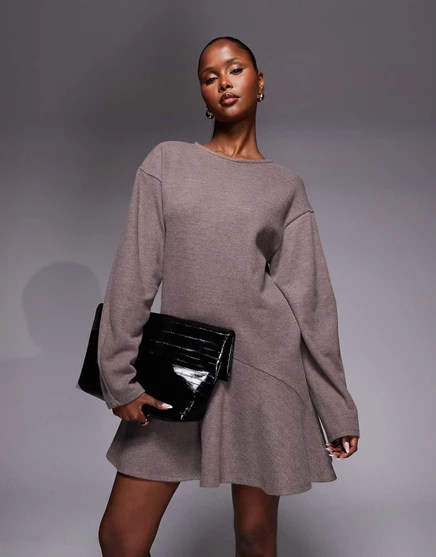 Коричневое мини-платье-кокон с баской и длинными рукавами от ASOS DESIGN supersoft cocoon brown