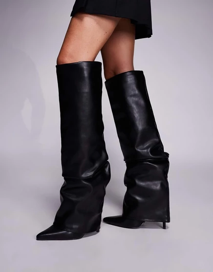 Черные сапоги до колена с рюшами Simmi London Lukas black pu