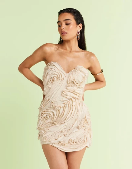 Женское мини-платье ASOS Design бандо с необработанным краем, кремовое