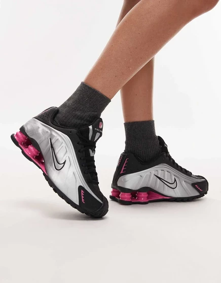 Кроссовки Nike Shox R4 розового и серебристого цвета 