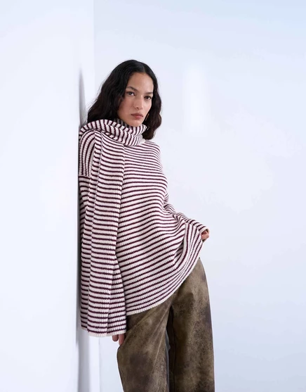 Вязаный свитер оверсайз в полоску от Topshop с шарфом сливового цвета plum