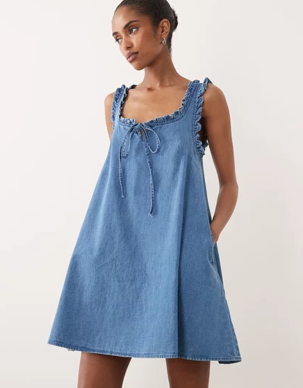 Женское джинсовое миниплатье ASOS Design, средне‑синее