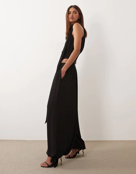 Брюки-баллоны ASOS x из новой коллекции из черного шифона black