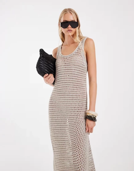 Женское макси-платье ASOS Design металлическое с вырезом, бледно-золотое