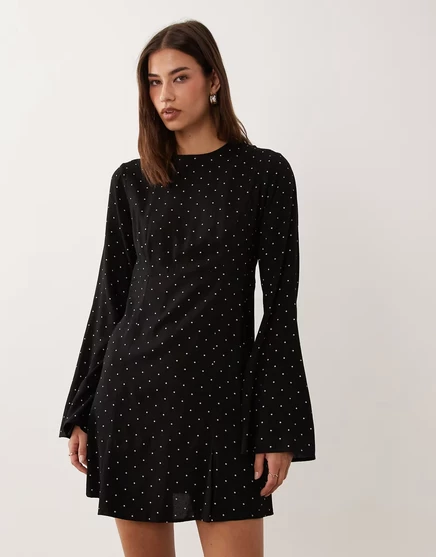 Женское мини-платье ASOS Design в горох, черно-белое