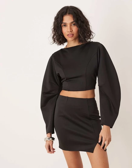 Укороченный топ с открытой спиной и объемными рукавами черного цвета от ASOS DESIGN scuba - часть комплекта black
