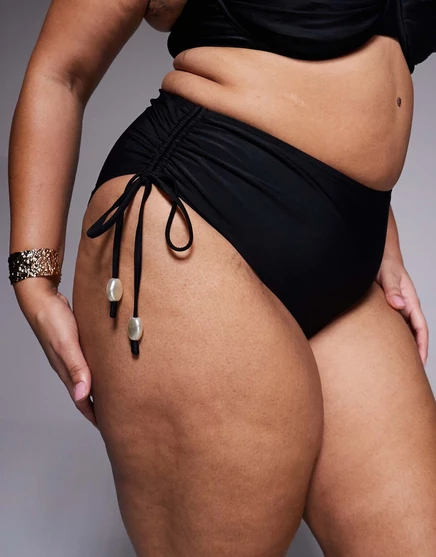 Купальник-бикини ASOS DESIGN Curve Sadie Azores с рюшами по бокам и завышенной талией на завязках с жемчужными деталями черного цвета black