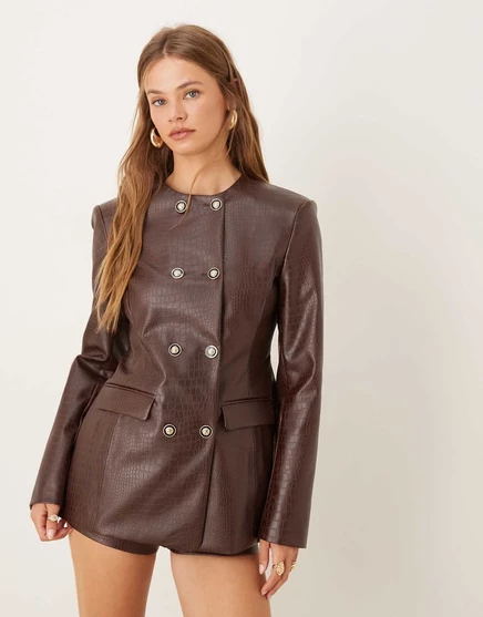 ДИЗАЙНЕРСКИЙ двубортный блейзер ASOS с высоким воротом из искусственной кожи шоколадного крока chocolate