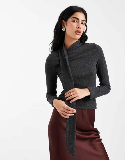 Топ с длинными рукавами и супер мягким шарфом ASOS DESIGN серого цвета gray