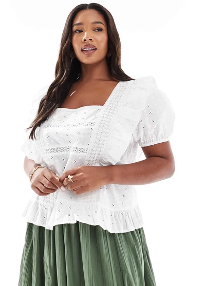 Топ с квадратным вырезом и оборками на ушке от ASOS DESIGN Curve cream