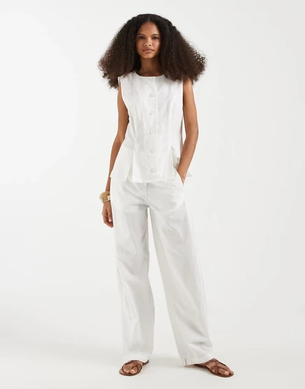 Широкие брюки-бочкообразки из льняной смеси Vero Moda белого цвета, сшитые на заказ - часть комплекта snow white