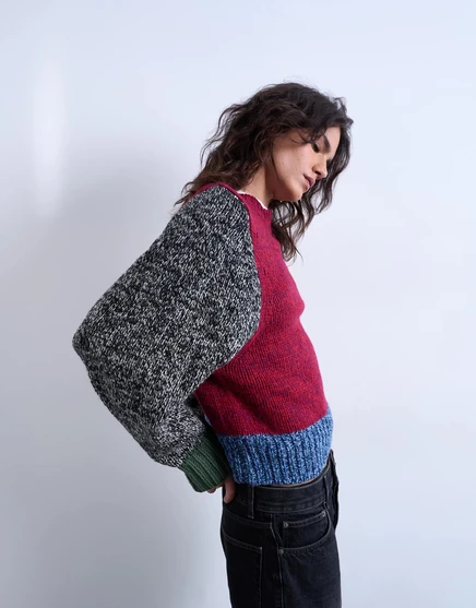 Свитер с объемным рукавом в стиле пэчворк из крученой пряжи Topshop knit multi