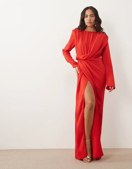Женское макси-платье ASOS Design с подплечниками, красное