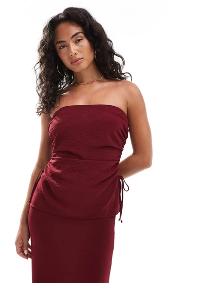 Топ-бандо с оборками по бокам от ASOS DESIGN винного цвета - часть комплекта wine