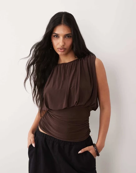 Топ с завышенной талией шоколадного цвета от ASOS DESIGN soft touch