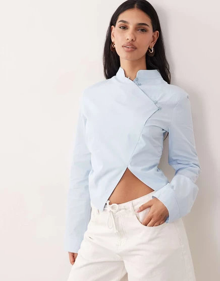 Приталенная рубашка с отложным воротником ASOS DESIGN синего цвета