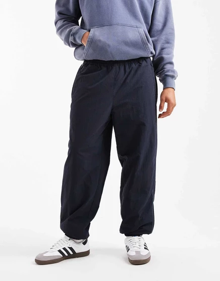 Спортивные брюки Farah mossley темно-синего цвета 412 true navy