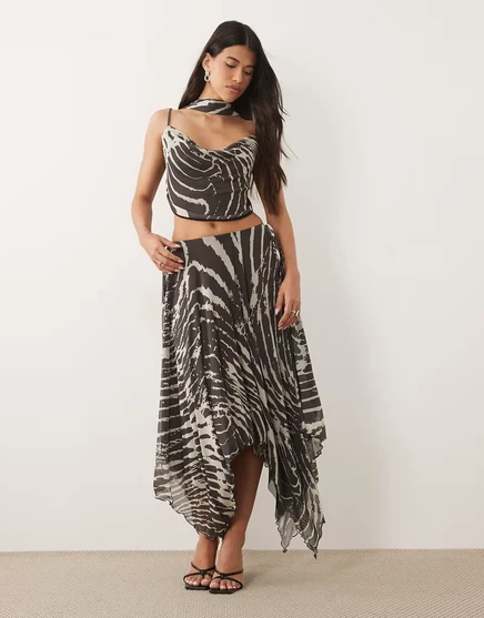 Макси-юбка ASOS DESIGN с асимметричным подолом цвета зебра - часть комплекта zebra