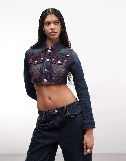 Джинсовая куртка True Religion с укороченной контрастной строчкой темно-синего цвета темно-синий