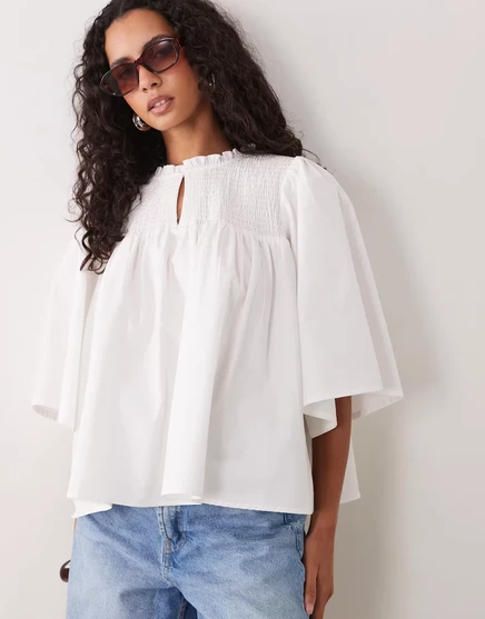 Женская блузка ASOS Design с высоким воротом, белая