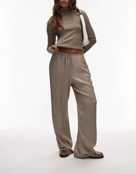  Широкие атласные брюки ASOS DESIGN цвета мокко — часть комплекта mocha