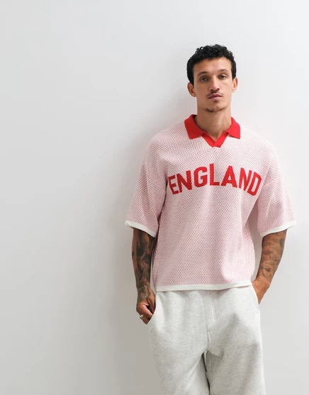 ДИЗАЙНЕРСКАЯ трикотажная рубашка поло оверсайз в футбольном стиле ASOS DESIGN с изображением Англии белого цвета white