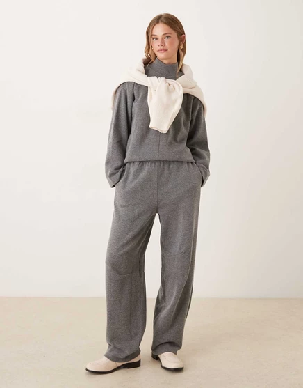 Спортивные брюки ASOS DESIGN Supersoft barrel leg цвета древесно-угольного вереска - часть комплекта charcoal marl