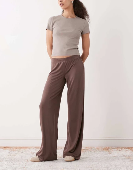 Женские широкие брюки Monki из мягкой ткани, коричневые