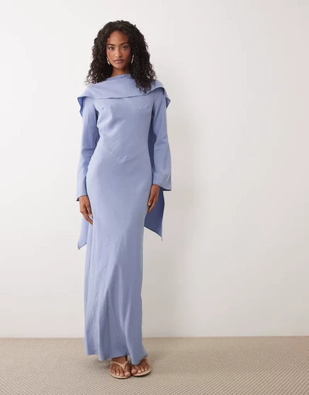 Женское макси-платье ASOS Design с накидкой, голубое