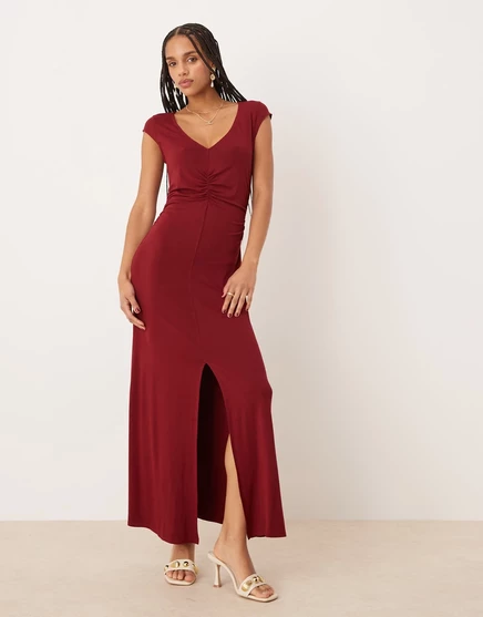 Чайное платье миди с короткими рукавами и талией от ASOS DESIGN бордового цвета burgundy