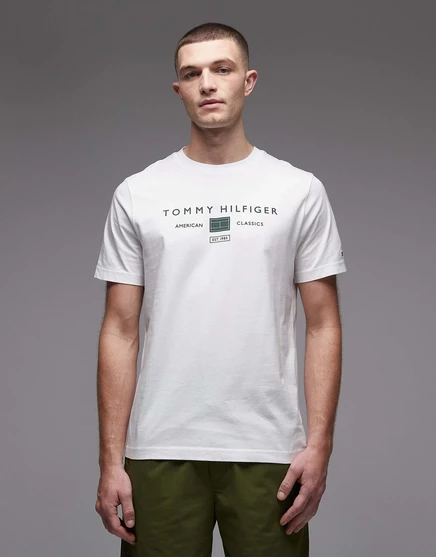 Футболка с логотипом Tommy Hilfiger stack белого цвета