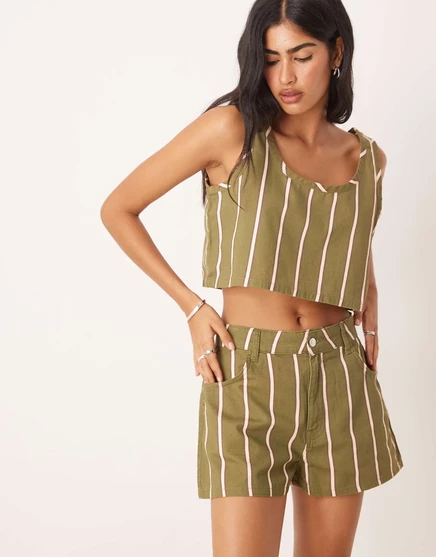 Джинсовый укороченный топ в полоску от ASOS DESIGN - часть комплекта green stripe