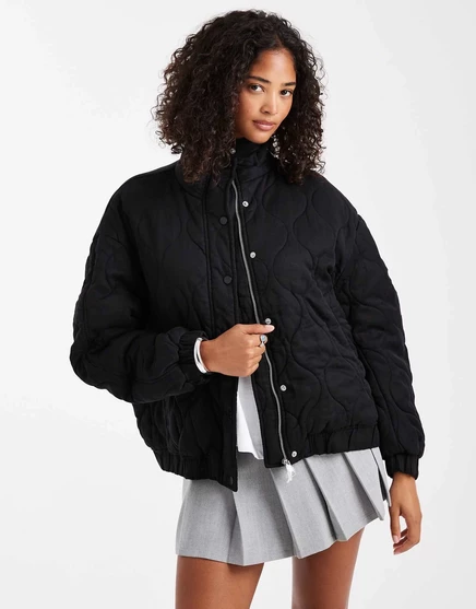 Стеганый бомбер ASOS DESIGN с кокеткой черного цвета black