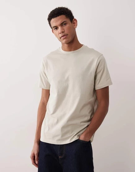 Футболка ASOS DESIGN Essentials с круглым вырезом горловины бежевого цвета pelican