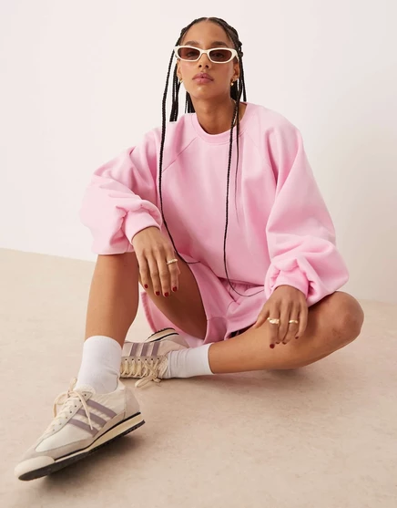 Толстовка ASOS DESIGN с воздушным шаром на рукаве розового цвета - часть комплекта pink