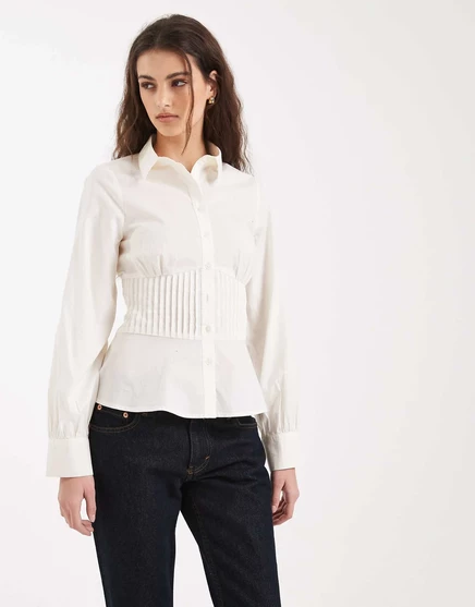 Приталенная рубашка Miss Selfridge в складку белого цвета white