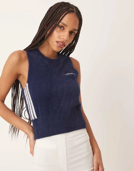 спортивная пушистая майка adidas Originals темно-синего цвета navy